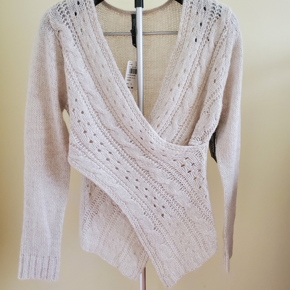 Razzle Dazzle Criss Cross Cream Colour Sweater NWT - Picture 3 of 7